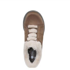 BZees Women's Golden Shoes sz 8 Toffee